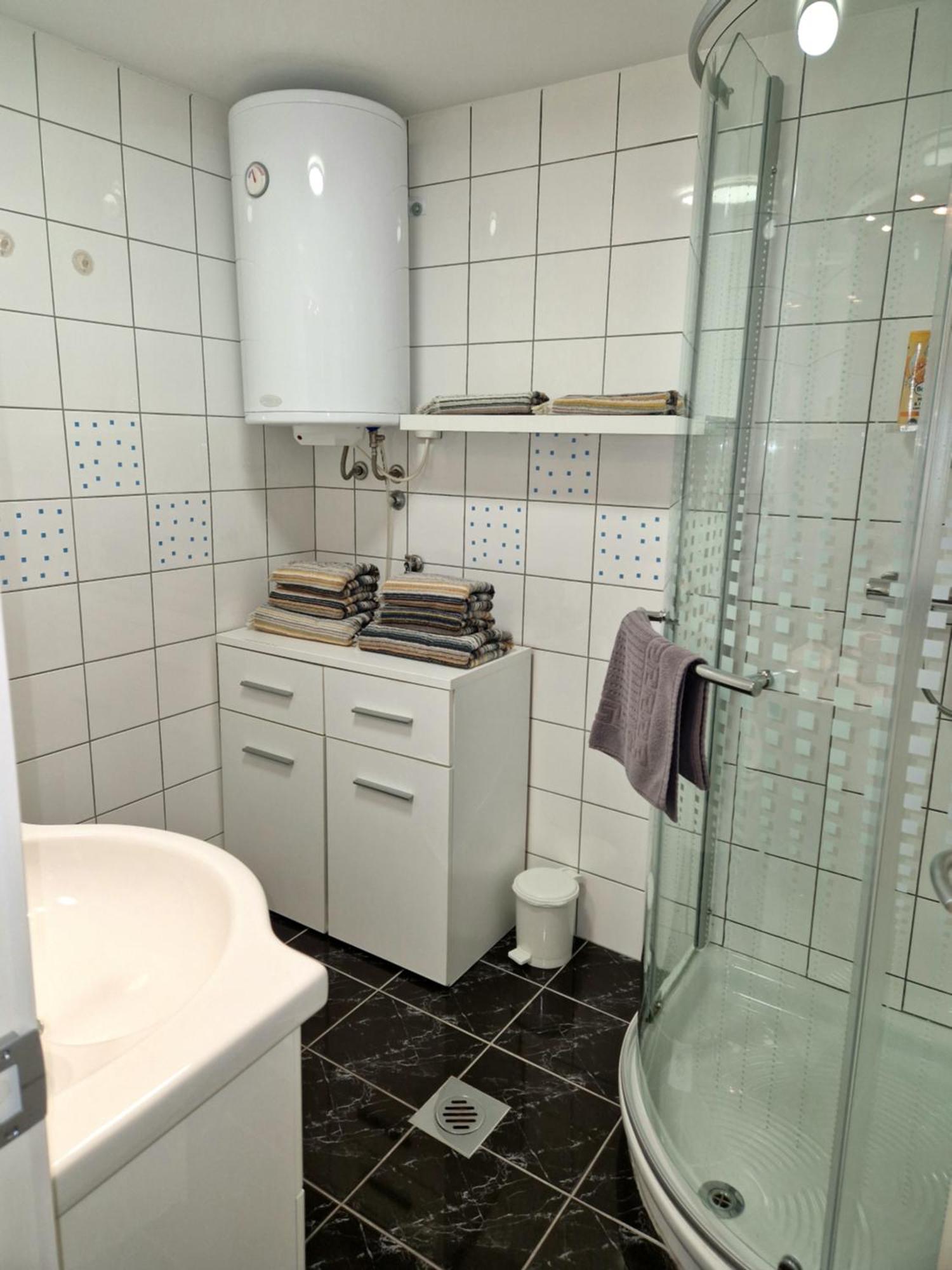 Apartments Diana ไพราน ภายนอก รูปภาพ